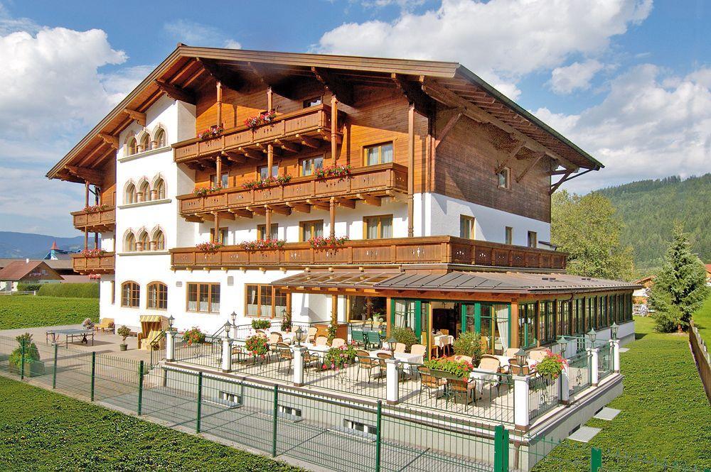 Alpines Gourmet Hotel Montanara Flachau Exterior foto